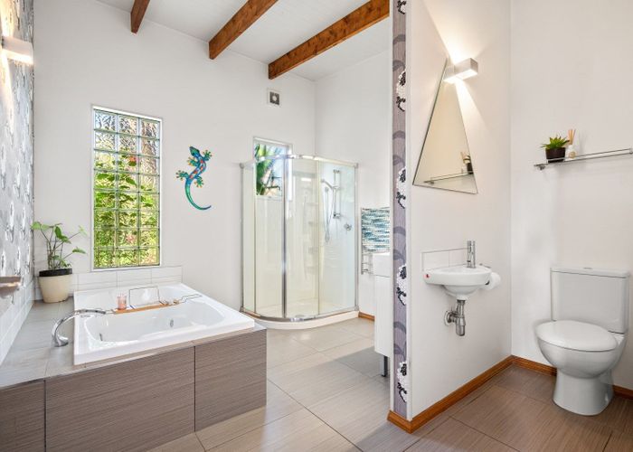  at 82 Springs Road, Whangarei