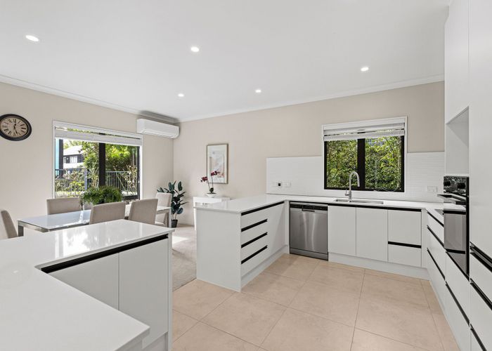  at 42 Meadow Street, Papanui, Christchurch City, Canterbury