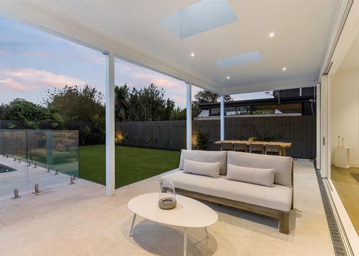  at 4 Faulder Avenue, Westmere, Auckland