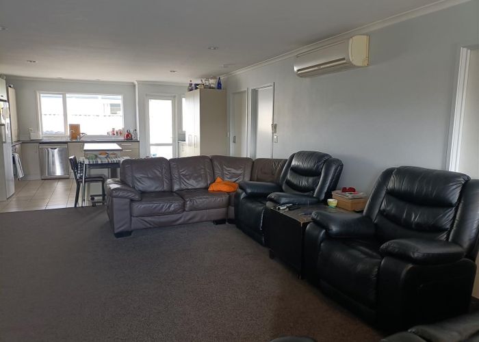  at Room 4, 32 Kendall View, Stoke, Nelson, Nelson / Tasman