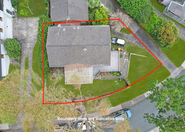  at 1/22 Simon Ellice Drive, Bayview, Auckland