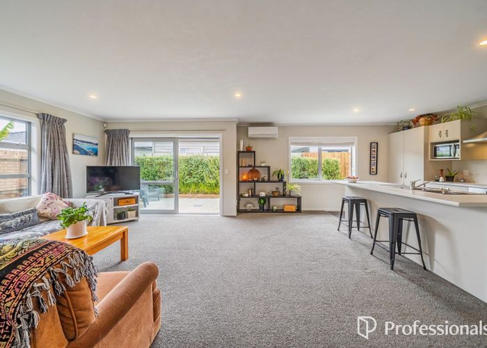  at 98 Farmer Crescent, Taita, Lower Hutt