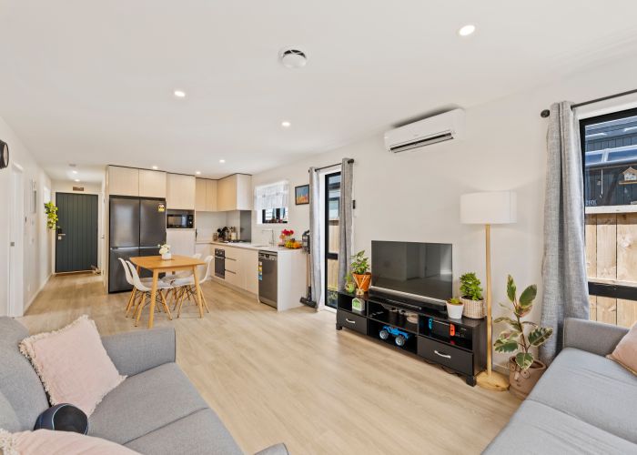  at 31 Farmland Road, Papakura, Papakura