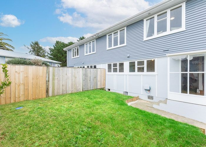  at 76-78 Sievers Grove, Cannons Creek, Porirua, Wellington