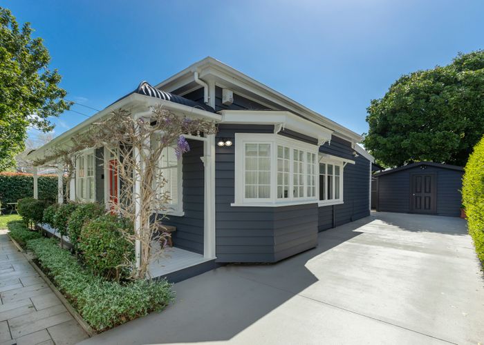  at 11 WALTERS Road, Kingsland, Auckland