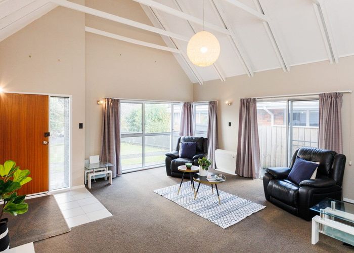  at 14 Seaton Court, Hokowhitu, Palmerston North