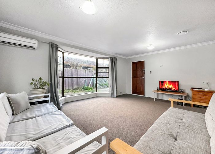  at 2/37 Karnak Crescent, Russley, Christchurch City, Canterbury