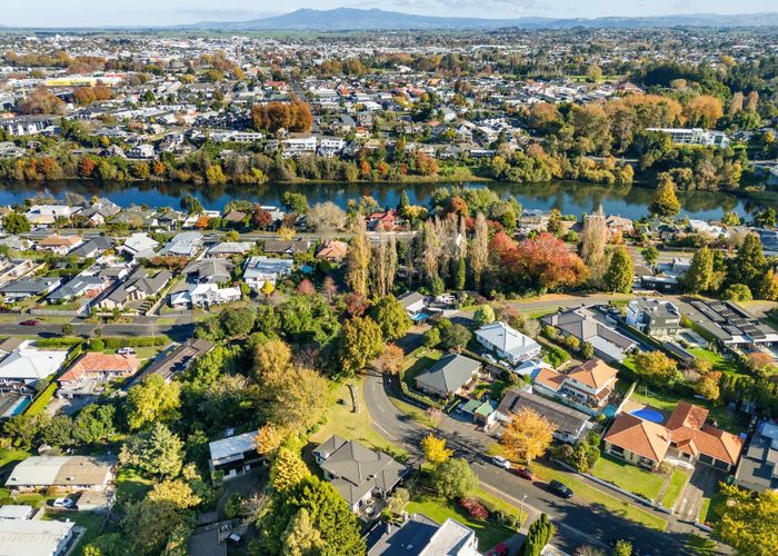  at 6 Anson Avenue, Fairfield, Hamilton