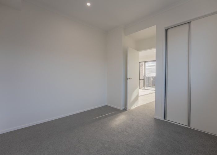  at 17/1  Scott Road, Hobsonville, Waitakere City, Auckland