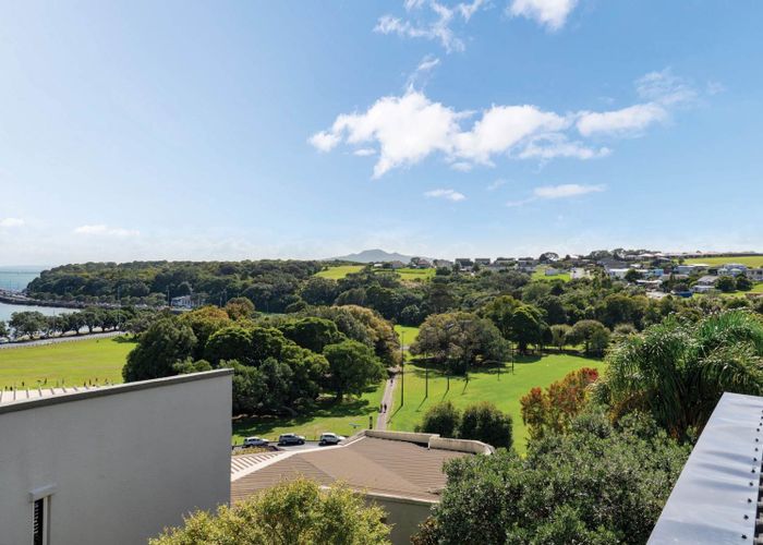  at 8/32 Karori Crescent, Orakei, Auckland City, Auckland
