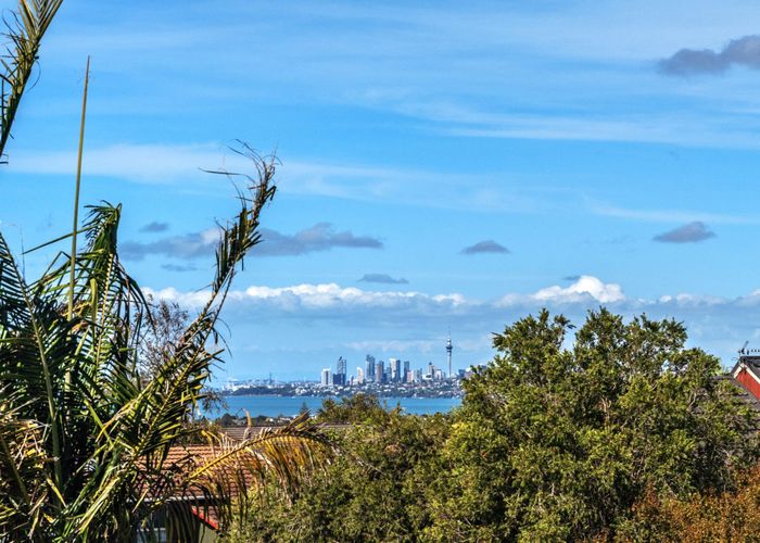  at 15 Flagstaff Place, Massey, Waitakere City, Auckland