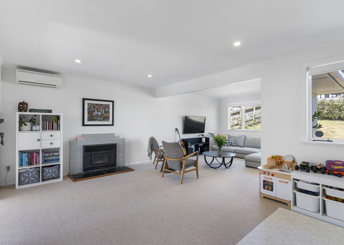  at 1/23 Stanley Road, Glenfield, Auckland