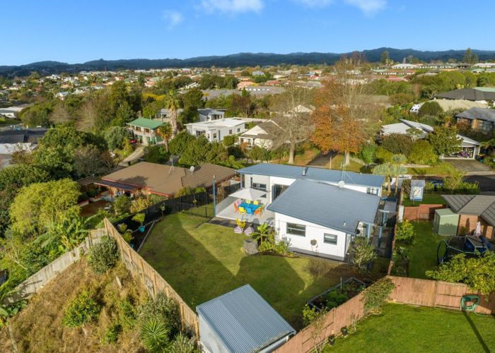  at 32 Grantston Drive, Pyes Pa, Tauranga