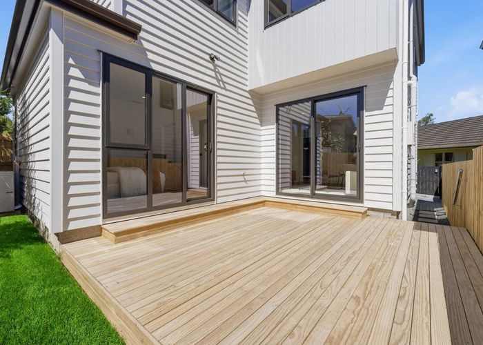  at 7B September Place, Forrest Hill, North Shore City, Auckland