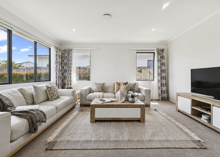  at 32 Te Napi Drive, Takanini, Papakura, Auckland