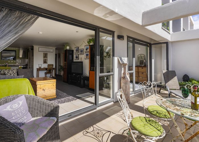  at 9/8 Monte Cassino Place, Birkdale, Auckland