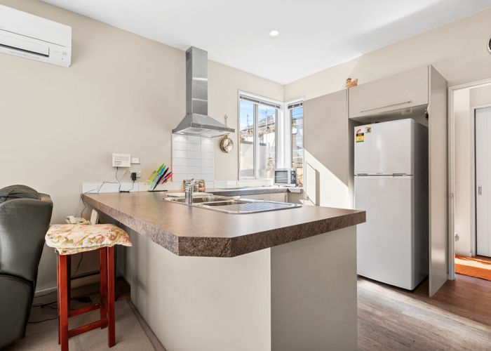  at 4/98 Warrington Street, Mairehau, Christchurch City, Canterbury