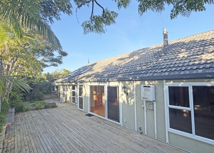  at 50 Balmain Road, Chatswood, North Shore City, Auckland