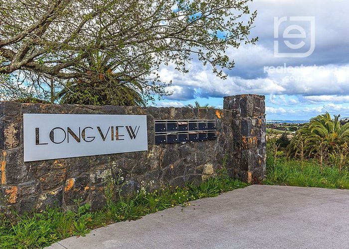  at 92 Vaughans Road, Long Bay, North Shore City, Auckland