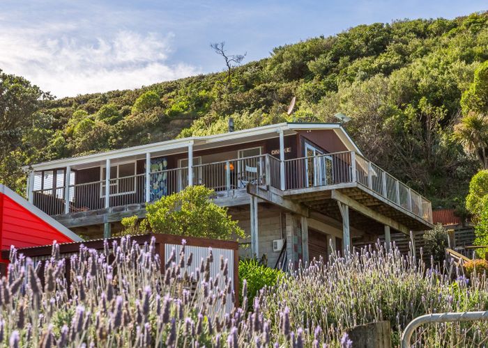  at 16B Lake Ferry Road, Lake Ferry, Featherston