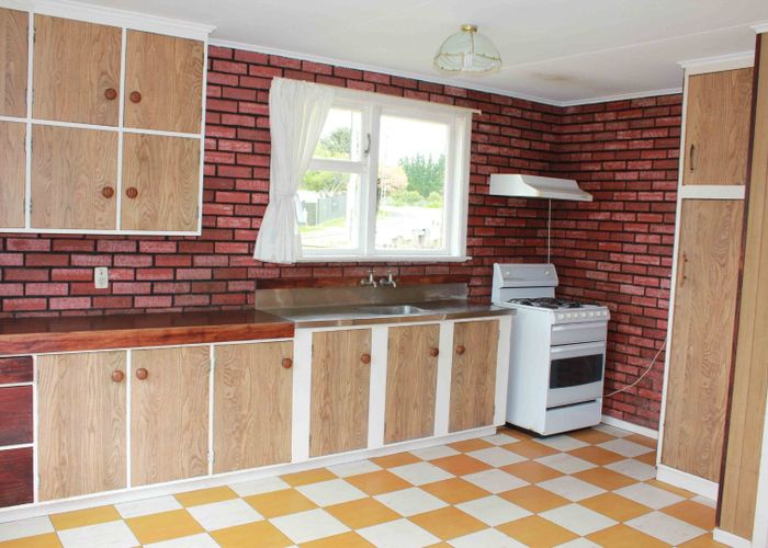 at 156 Haverstock Road, Sandringham, Auckland