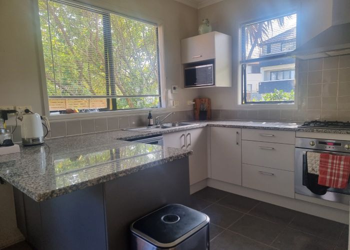  at 25 Ashurst Lane, Greenhithe, North Shore City, Auckland