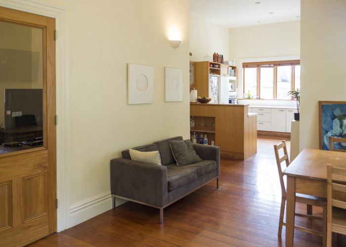  at 176 Derwent Street, Island Bay, Wellington