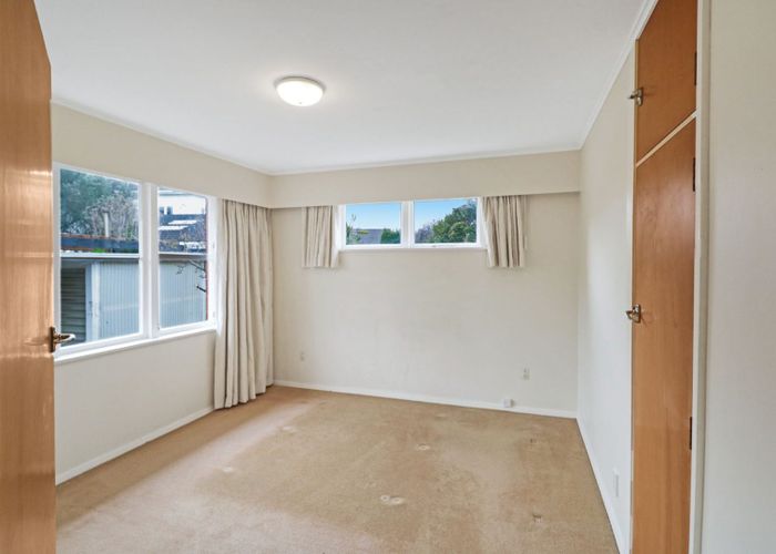  at 10 Fry Street, Boulcott, Lower Hutt, Wellington