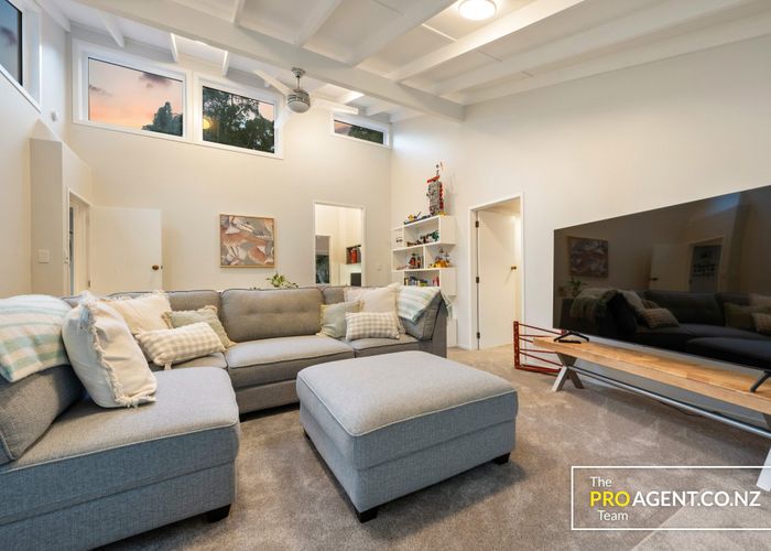  at 26 Daffodil Street, Titirangi, Auckland