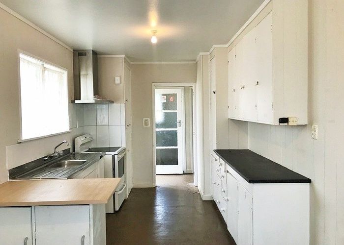  at 20 Parker Cres, Otara, Manukau City, Auckland