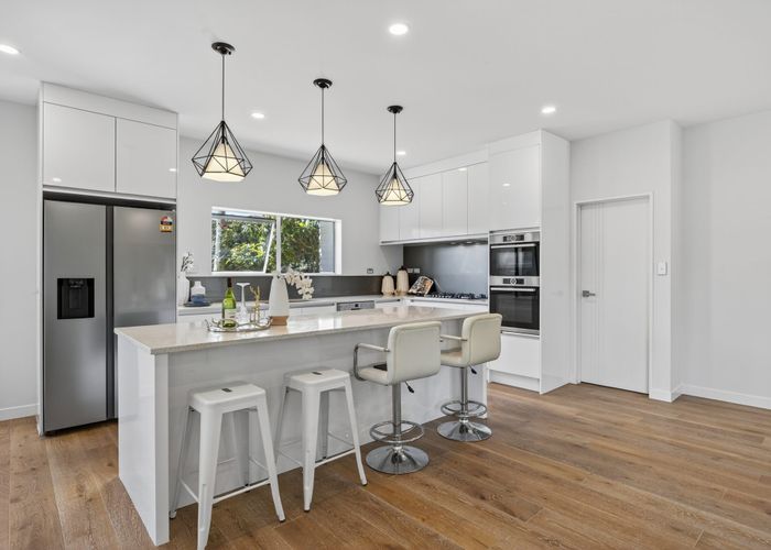  at 15 The Mews, Northpark, Manukau City, Auckland