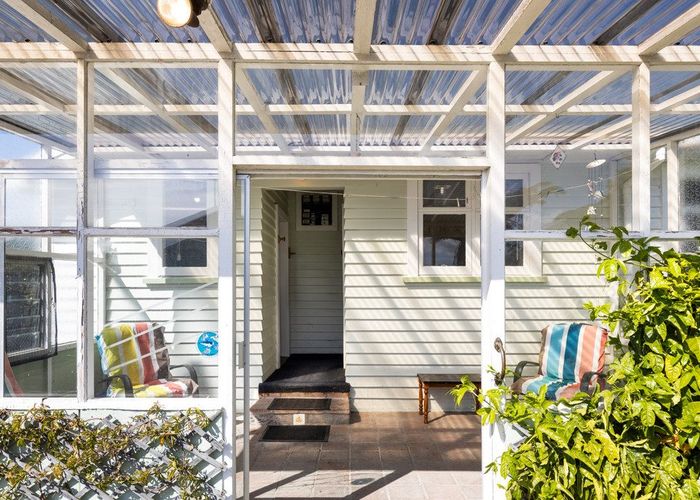  at 127 Budge Street, Riversdale, Blenheim