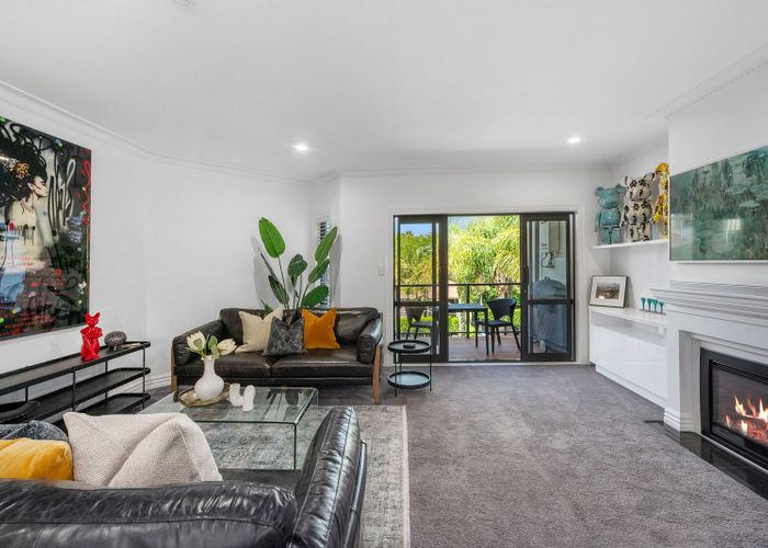  at 9/177 Hurstmere Road, Takapuna, Auckland