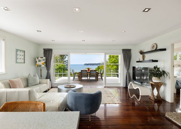  at 11 Melandra Road, Stanmore Bay, Whangaparaoa