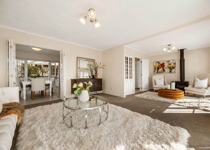  at 22 Sunnyview Avenue, Shelly Park, Manukau City, Auckland