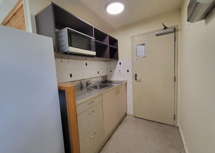  at 109/12 Martin Square, Te Aro, Wellington
