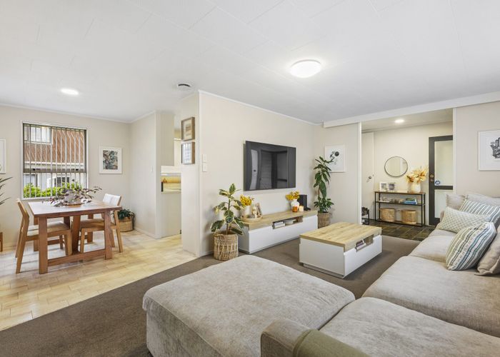  at 12 Aspiring Avenue, Clover Park, Manukau City, Auckland