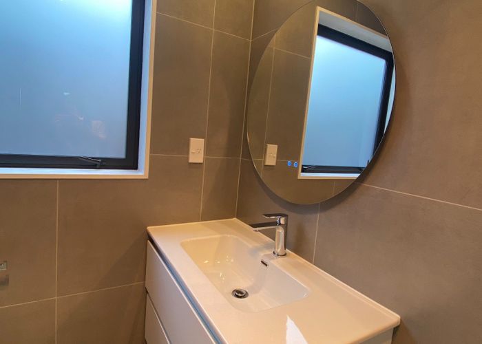  at 31B Weldene Avenue, Glenfield, North Shore City, Auckland