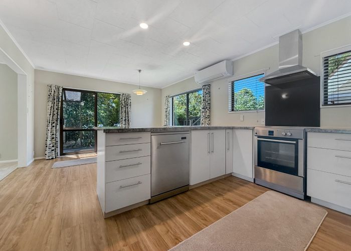  at 8 Churchill Drive, Taradale, Napier, Hawke's Bay