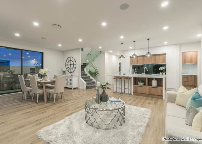  at 15A Stottholm Road, Titirangi, Waitakere City, Auckland