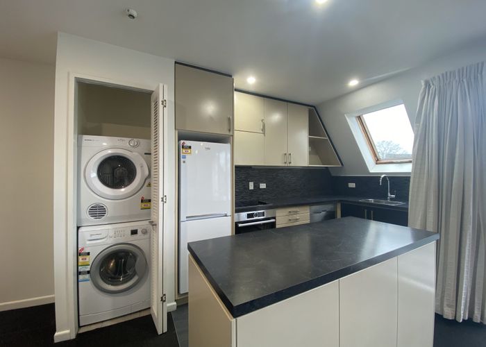  at 18/245 Montreal Street, City Centre, Christchurch City, Canterbury