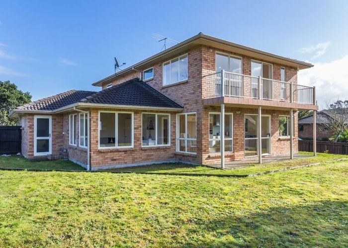  at 1 George Dean Place, Greenhithe, North Shore City, Auckland