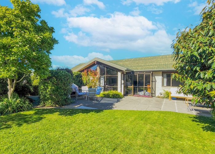  at 11C Cam Place, Harewood, Christchurch