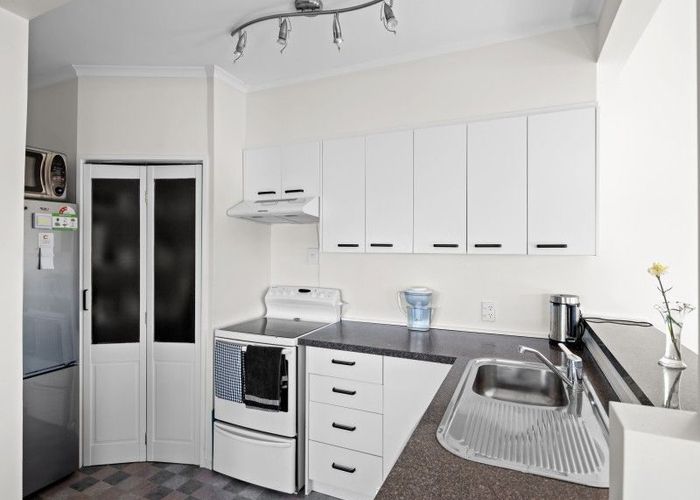 For sale 12B City View Grove, Harbour View, Lower Hutt, Wellington