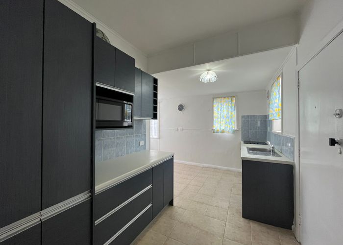  at 1/24 Blockhouse Bay Road, Avondale, Auckland City, Auckland