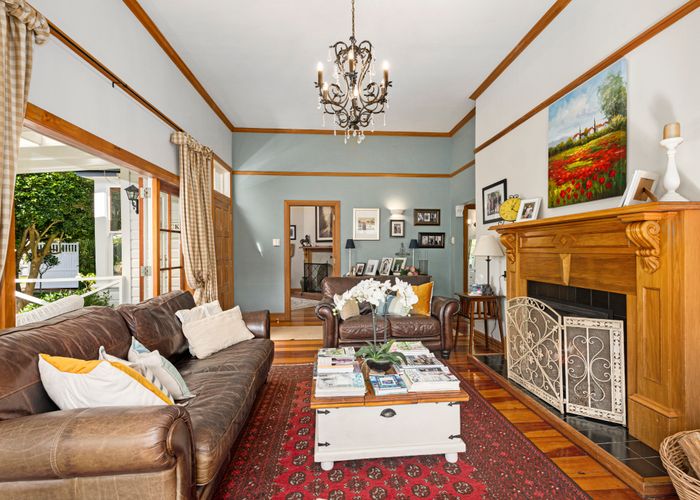  at 2 Barton Road, Heretaunga, Upper Hutt