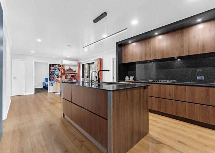  at 16 Sambrooke Crescent, Flat Bush, Manukau City, Auckland