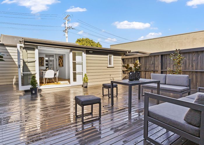 at 4 George Terrace, Onehunga, Auckland