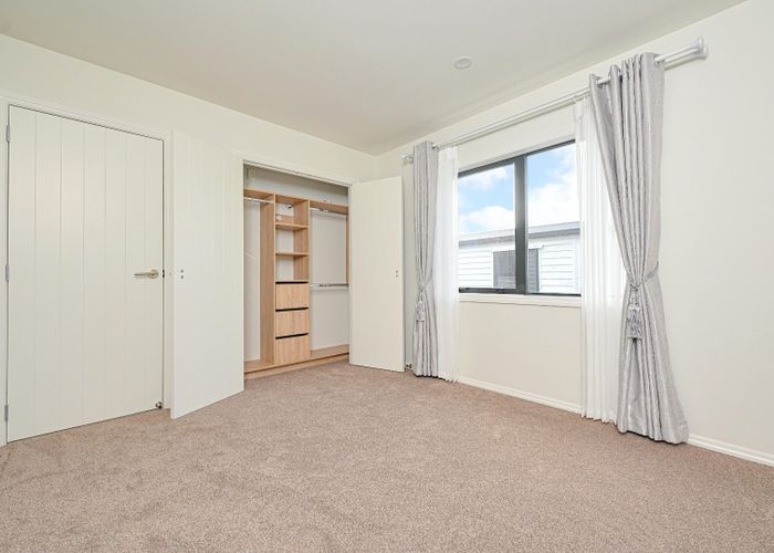  at 10 Young Road, Mount Wellington, Auckland City, Auckland