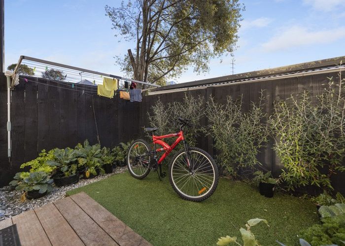  at 9 Edmund Anscombe Place, Caversham, Dunedin, Otago